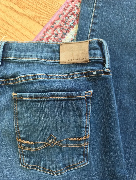 Lucky Brand Low-Rise Women's Bootcut Jeans Y2K - Picture 6 of 7